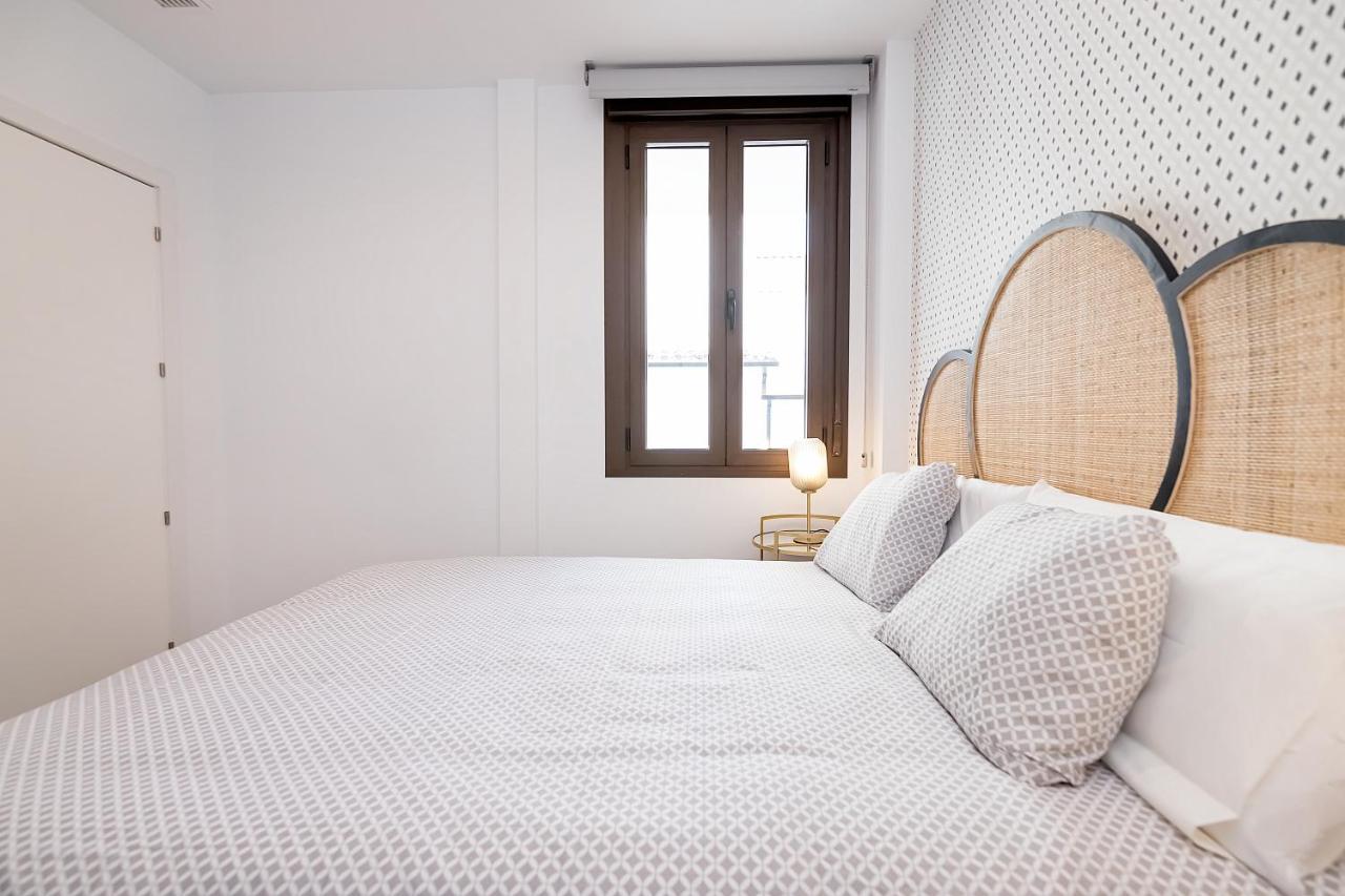 Bhost - Regina IV Apartment กอร์โดบา ภายนอก รูปภาพ